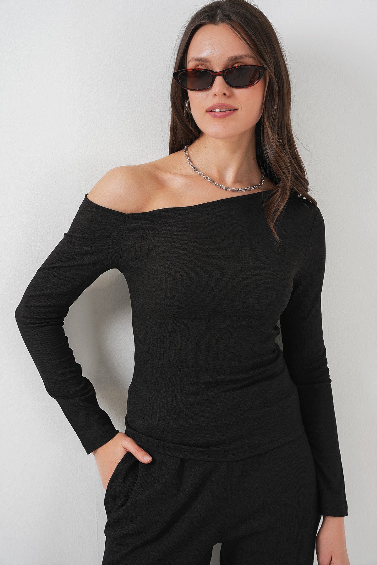 Image of 6708 Düşük Omuz Alt Üst Takım - Siyah