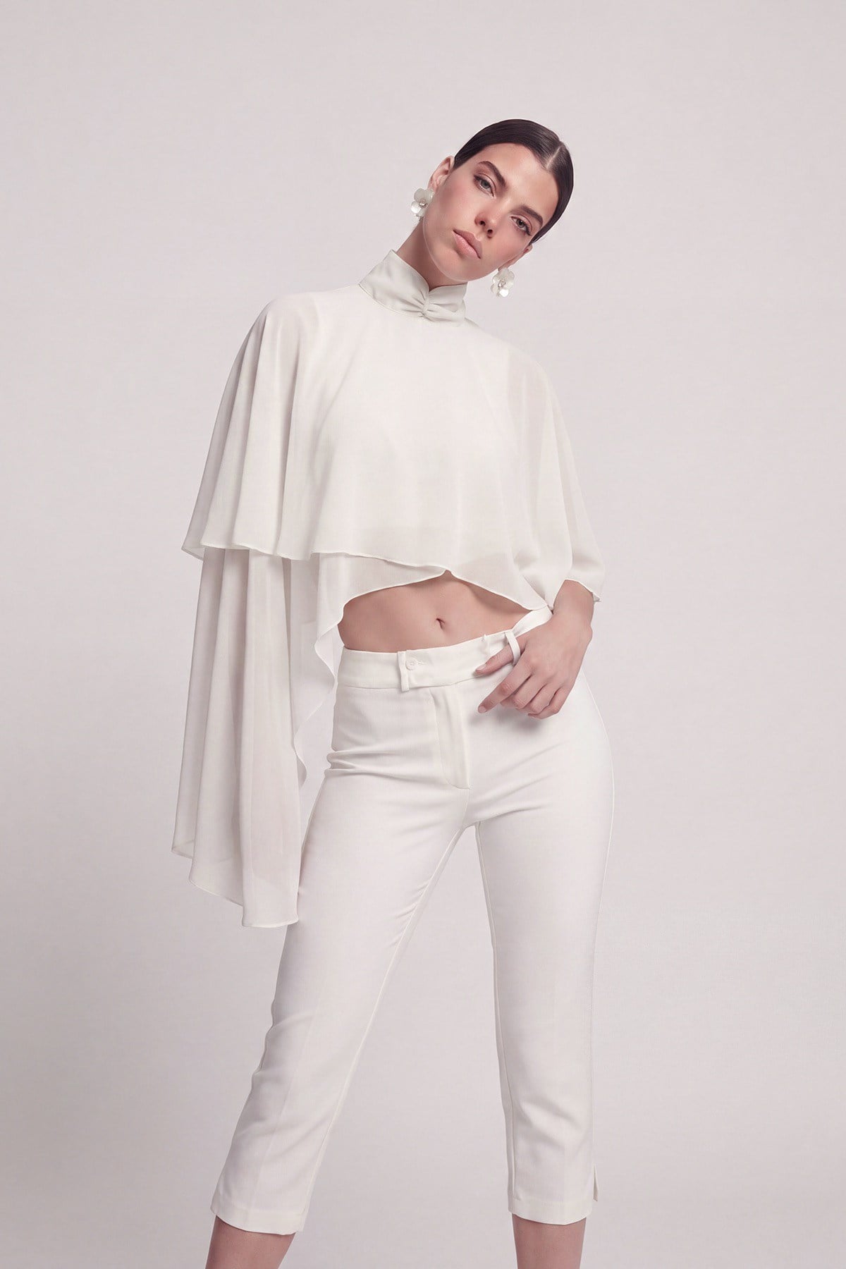 Image of Pelerin Model Bena Bluz Beyaz
