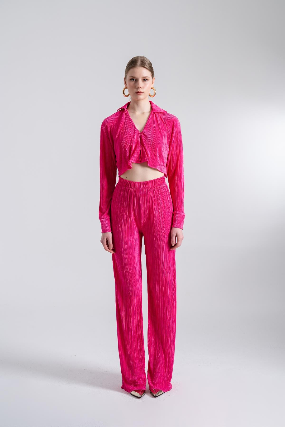 Image of Crop Model Düğme Kapamalı Comfy Crop Gömlek Pembe