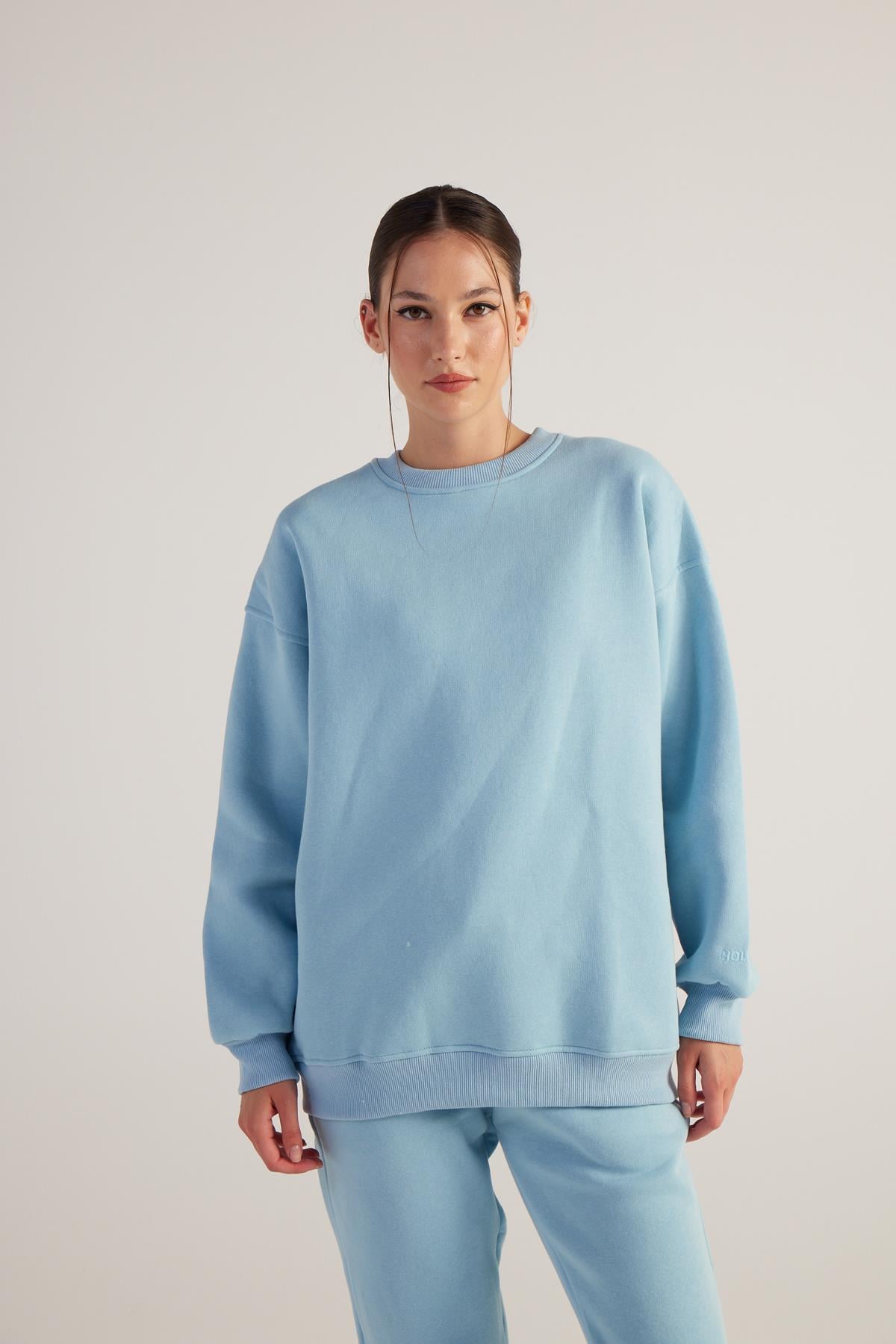 Image of Kadın Mavi Oversize Şardonlu Yazı Baskılı Fluffy Sweatshirt