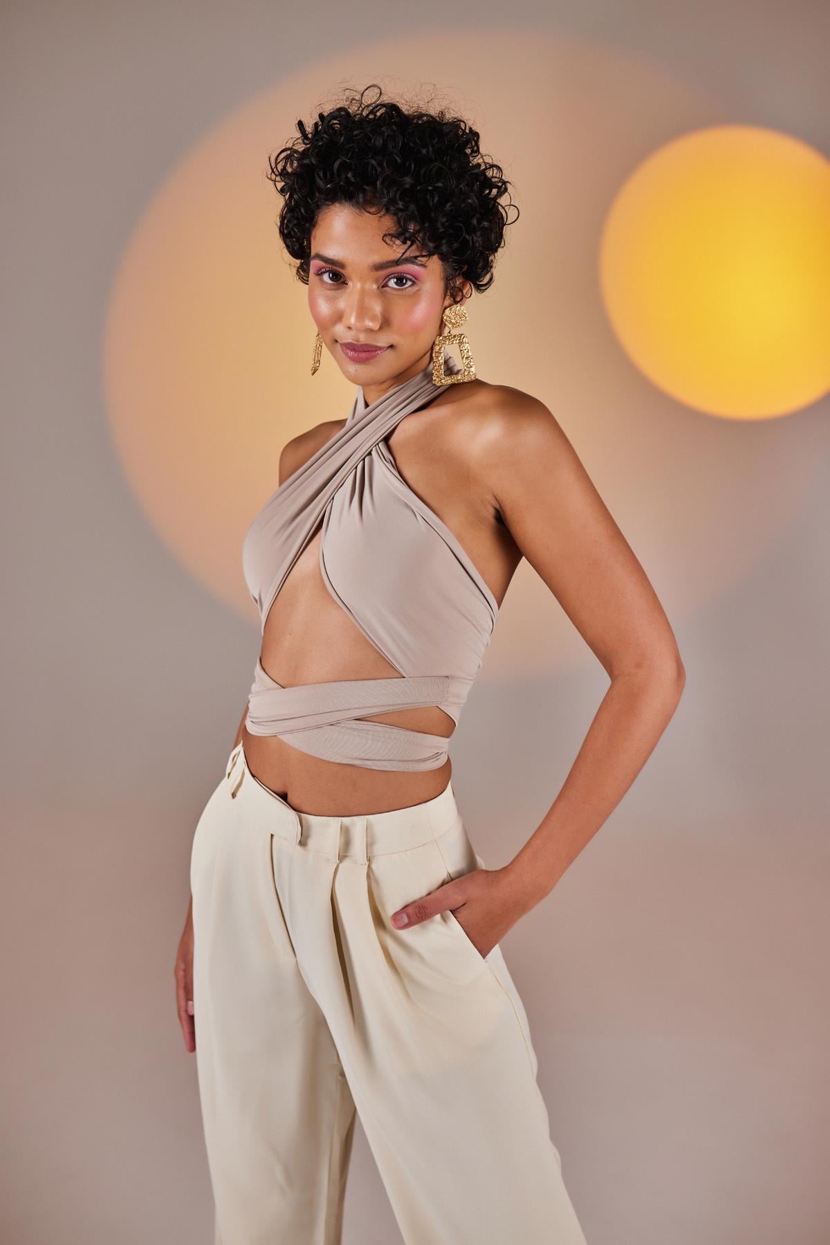 Image of Crop Model Wrap Top Bej