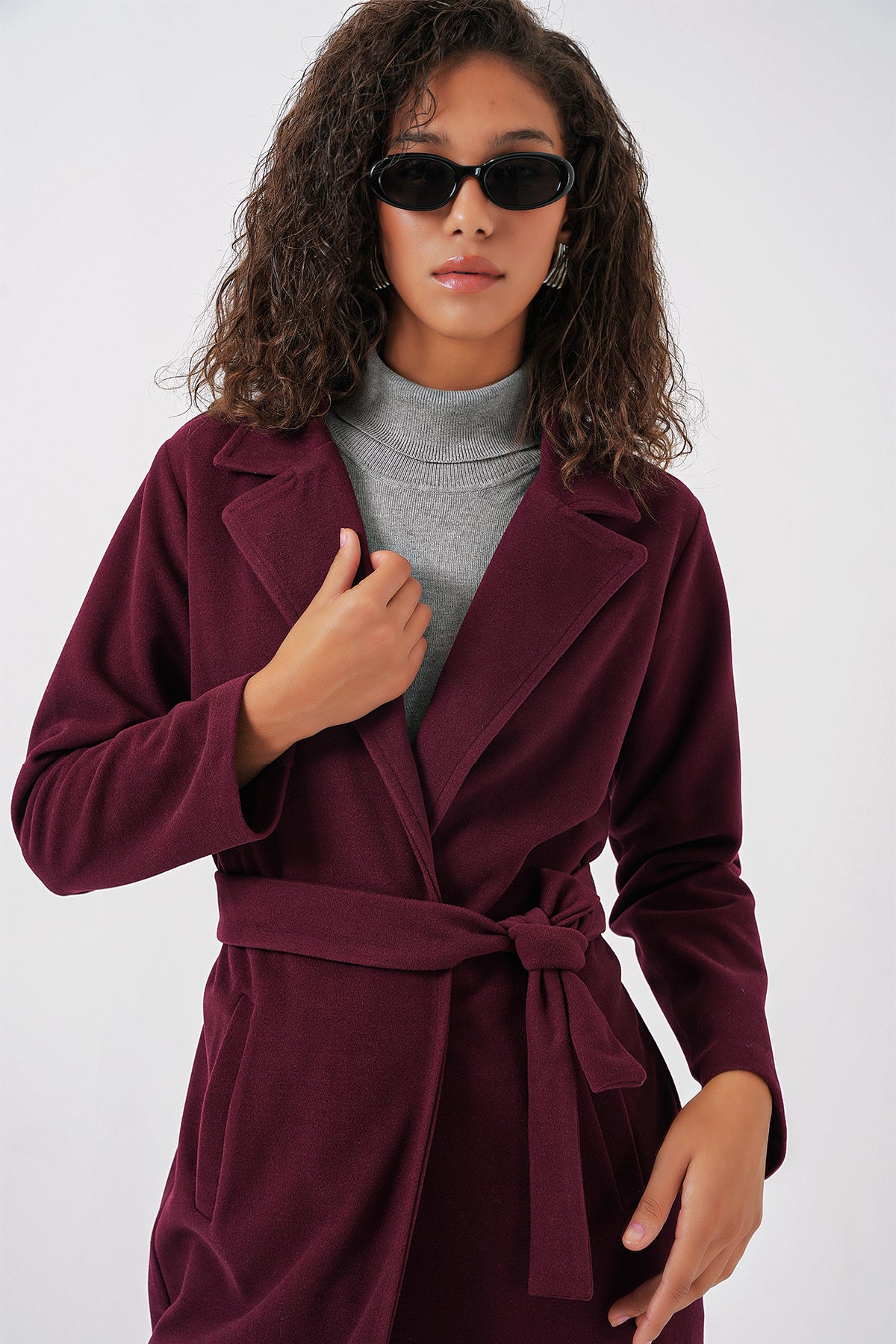 Image of 9118 Double-Breasted Cashmere Coat - Burgundy