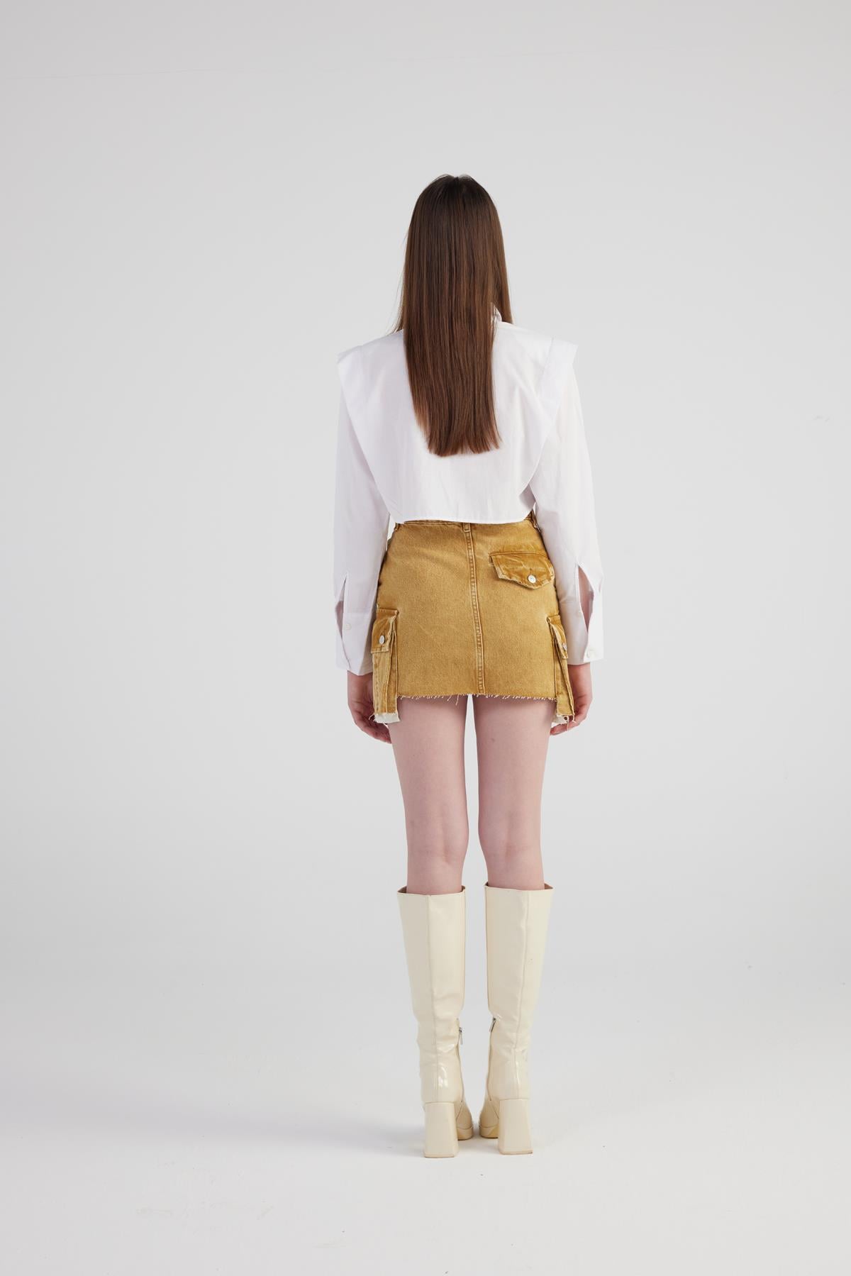 Image of Mermer Desenli Kargo Cep Detaylı Mini Rusted Jean Etek Camel