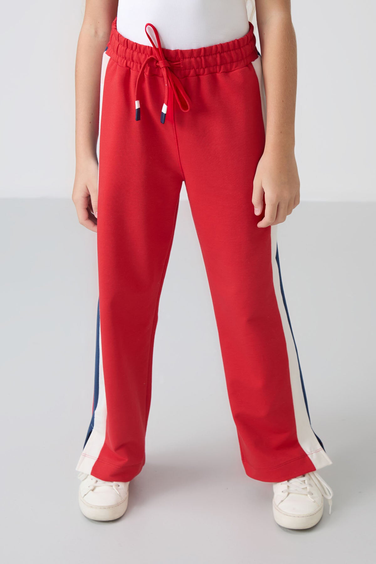 Image of Bright Red Wide Leg Sweatpants with Slit Detail and Pockets for Girls - 75141