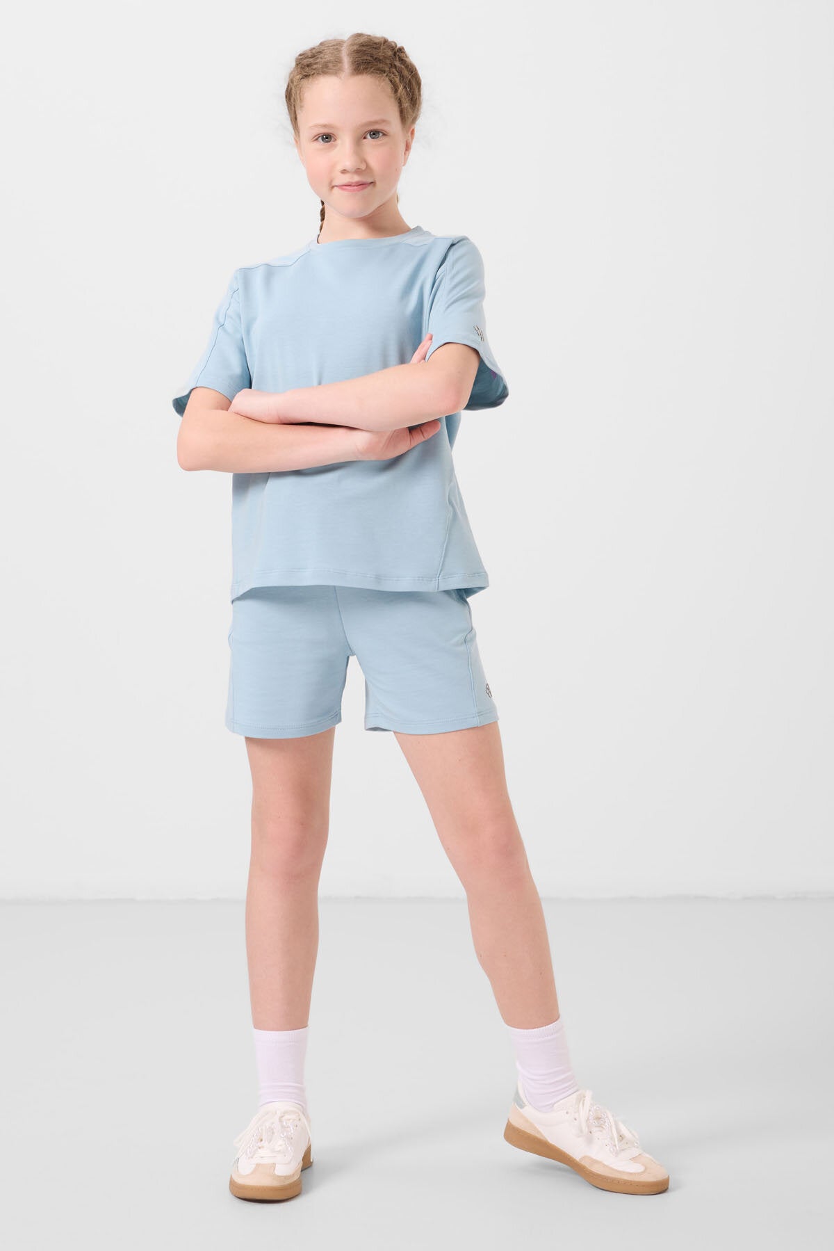 Image of Açık Mavi Pamuklu Yumuşak Dokulu Standart Fit Basic Kız Çocuk Şort Takım - 75184