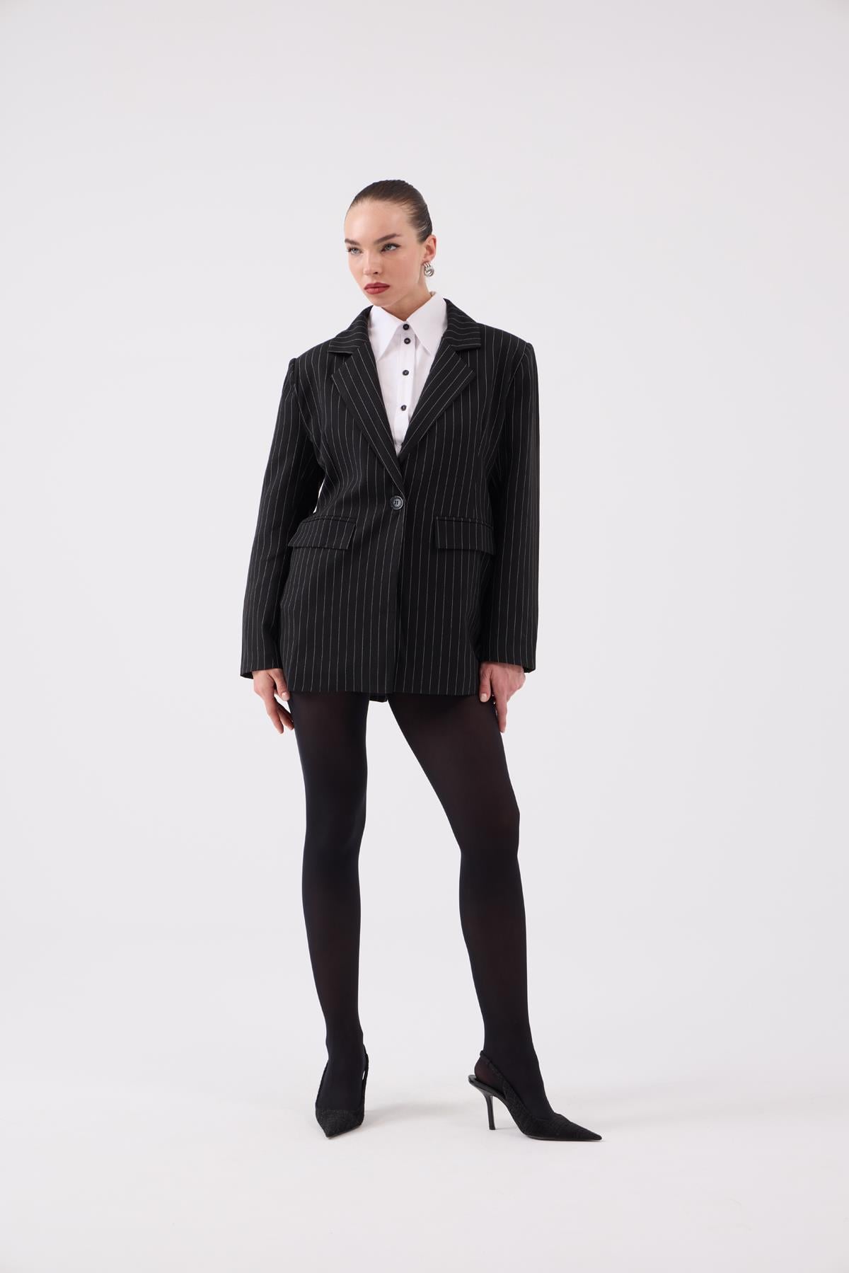 Image of Oversize Kesim Çizgili Strip Blazer Ceket Siyah