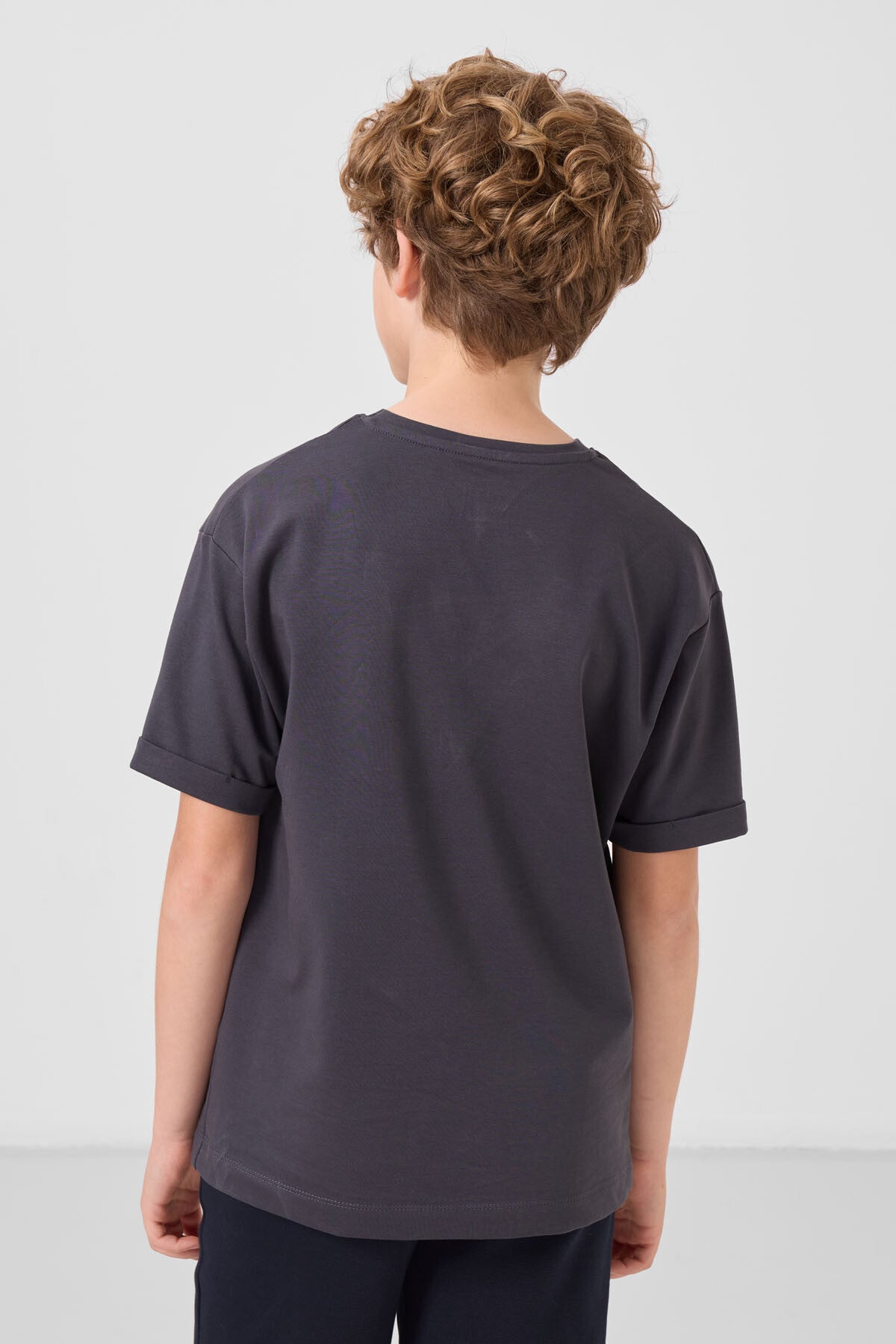 Image of Antrasit Pamuklu Yumuşak Dokulu Oversize Baskılı Erkek Çocuk T-Shirt - 11301