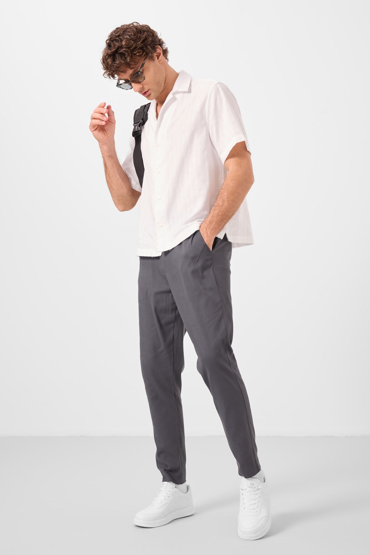 Image of Antrasit Standart Fit Dokuma Hafif Esnek Chino Erkek Pantolon - 82177