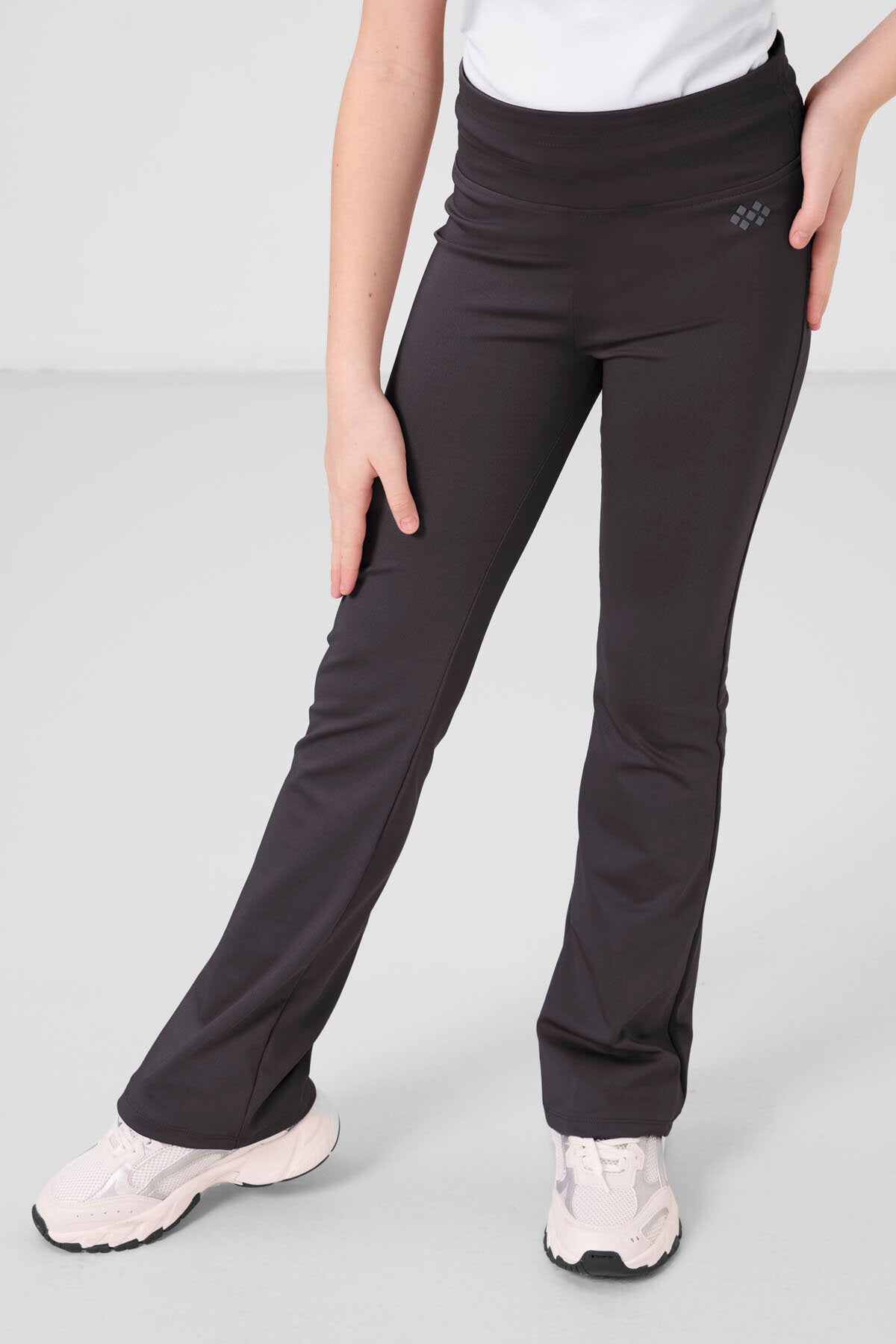Image of Antrasit Esnek Standart Fit Basic Performans İspanyol Paça Kız Çocuk Tayt - 75193