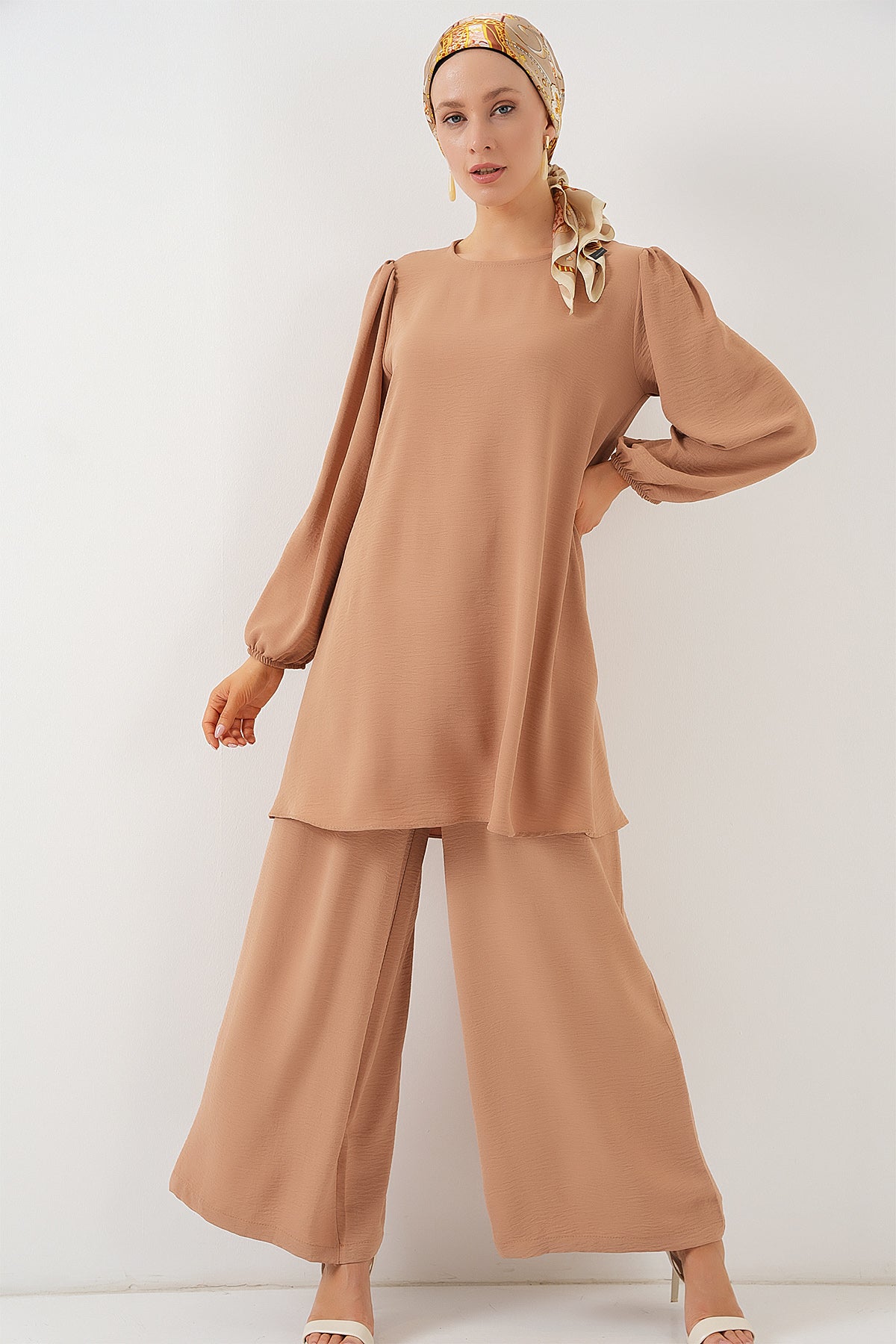 Image of Set tunică și pantaloni Ayrobin 6712 - Blană de nurcă