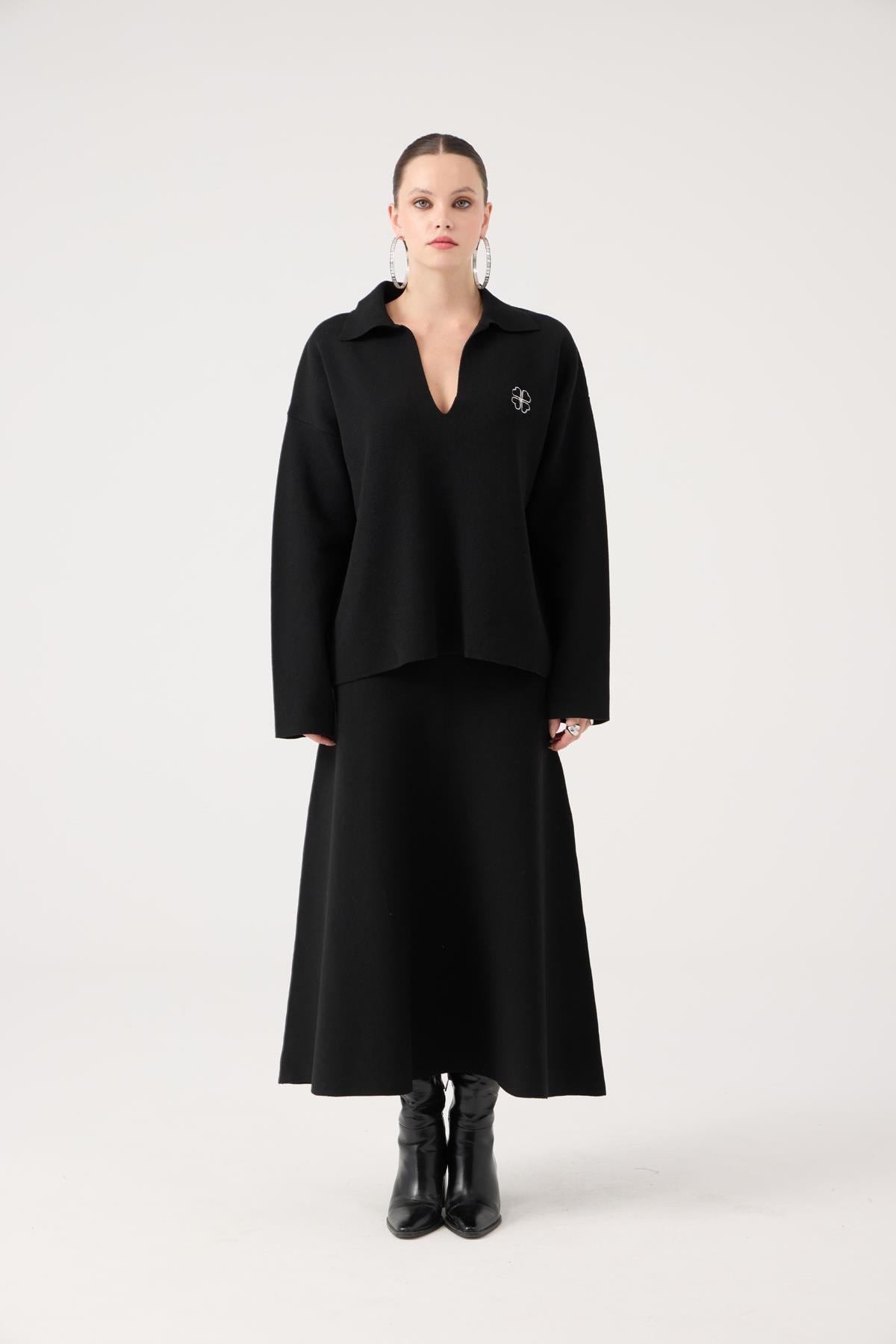 Image of Oversize Kesim Polo Yaka Zoi Triko Kazak Siyah