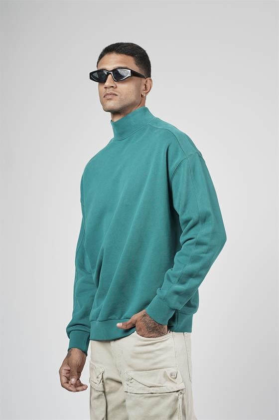 Image of Men's Oversize Turtleneck Sweatshirt