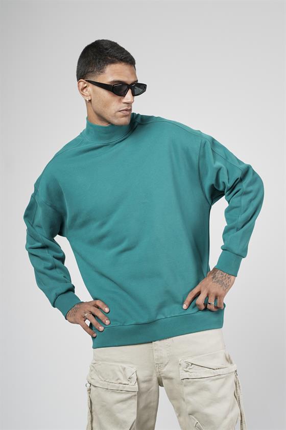 Image of Men's Oversize Turtleneck Sweatshirt