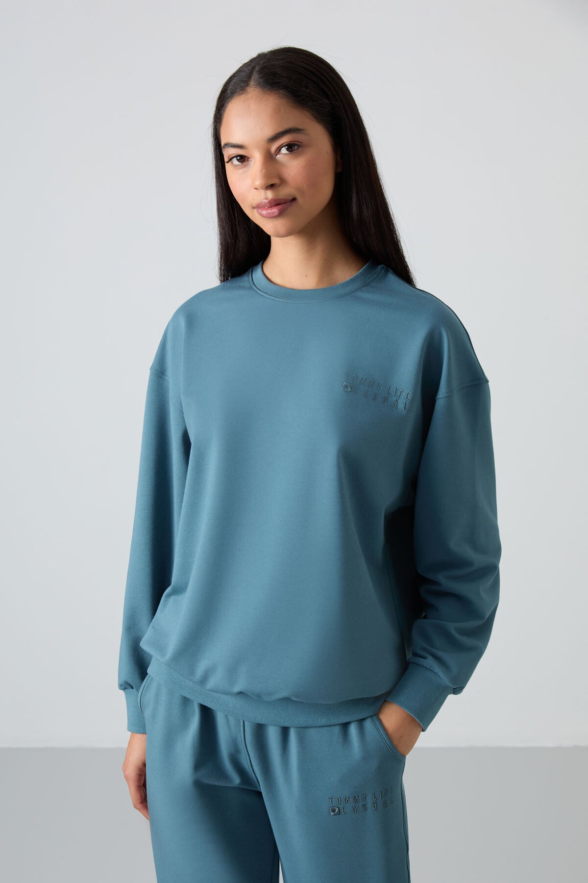 Image of Orman Yeşili Basic Pamuklu O Yaka Oversize Lastik Paça Kadın Eşofman Takım - 95287