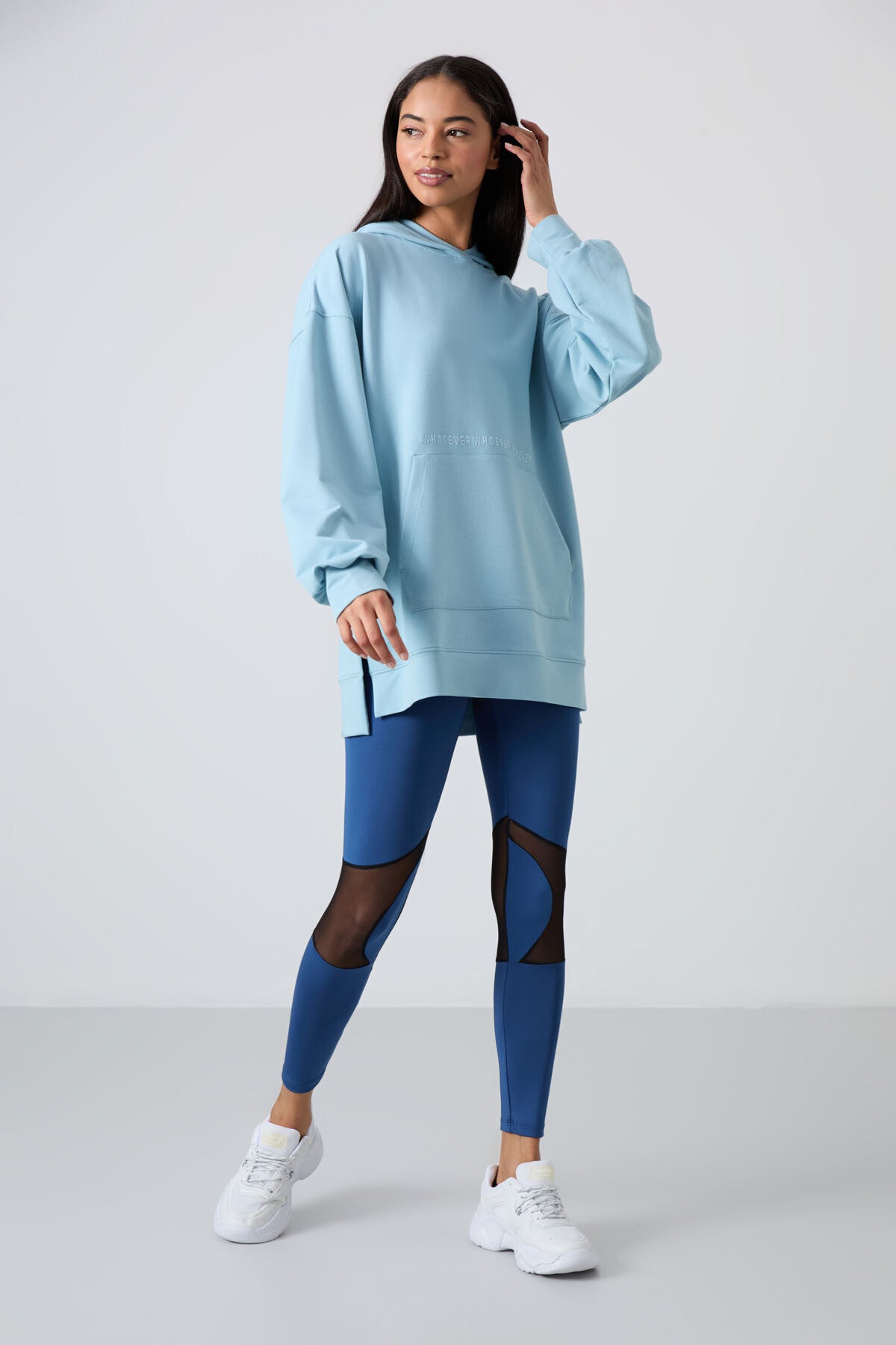 Image of Açık Mavi Balon Kol Yazı Nakışlı Kadın Oversize Tunik Sweatshirt - 97163