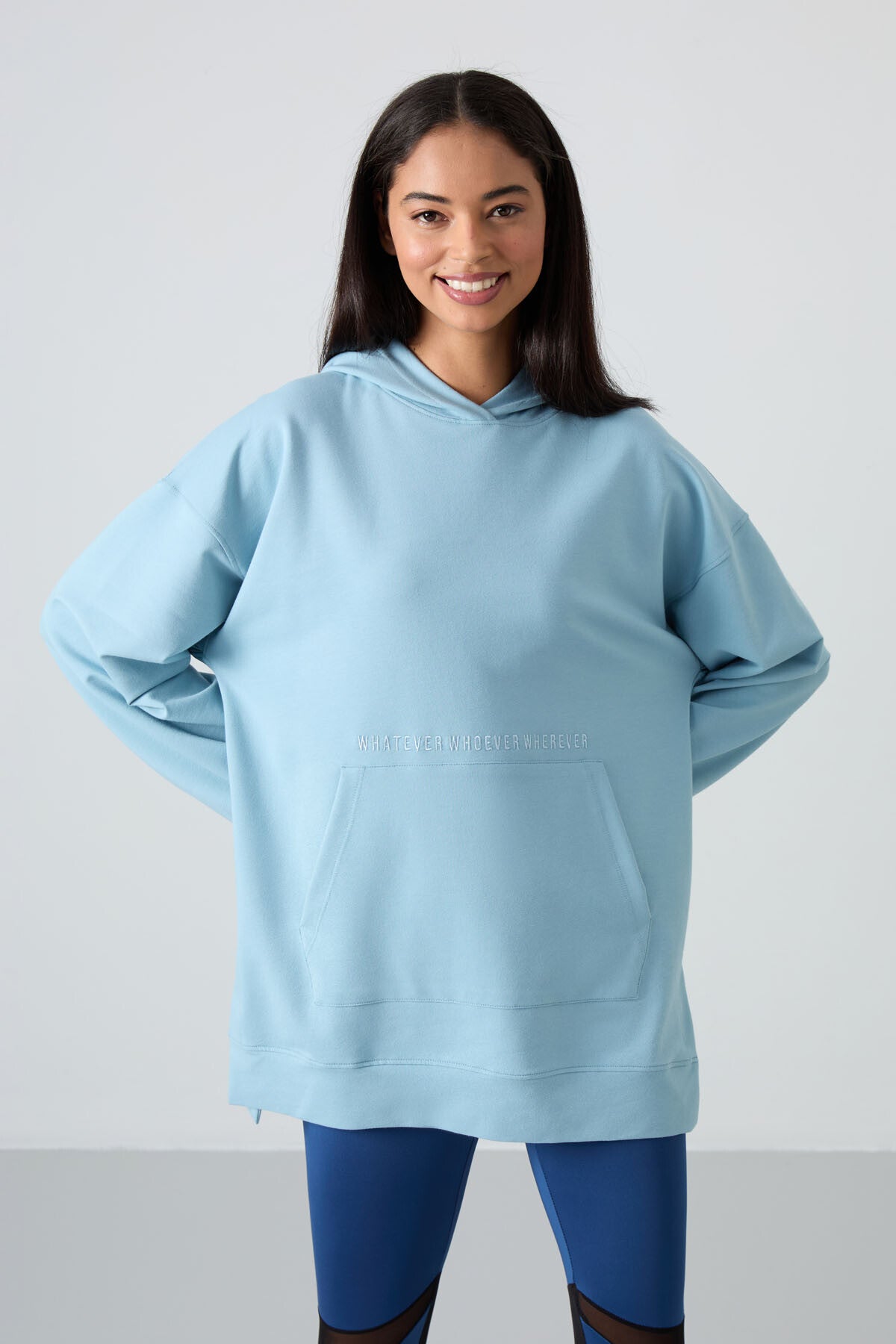 Image of Açık Mavi Balon Kol Yazı Nakışlı Kadın Oversize Tunik Sweatshirt - 97163