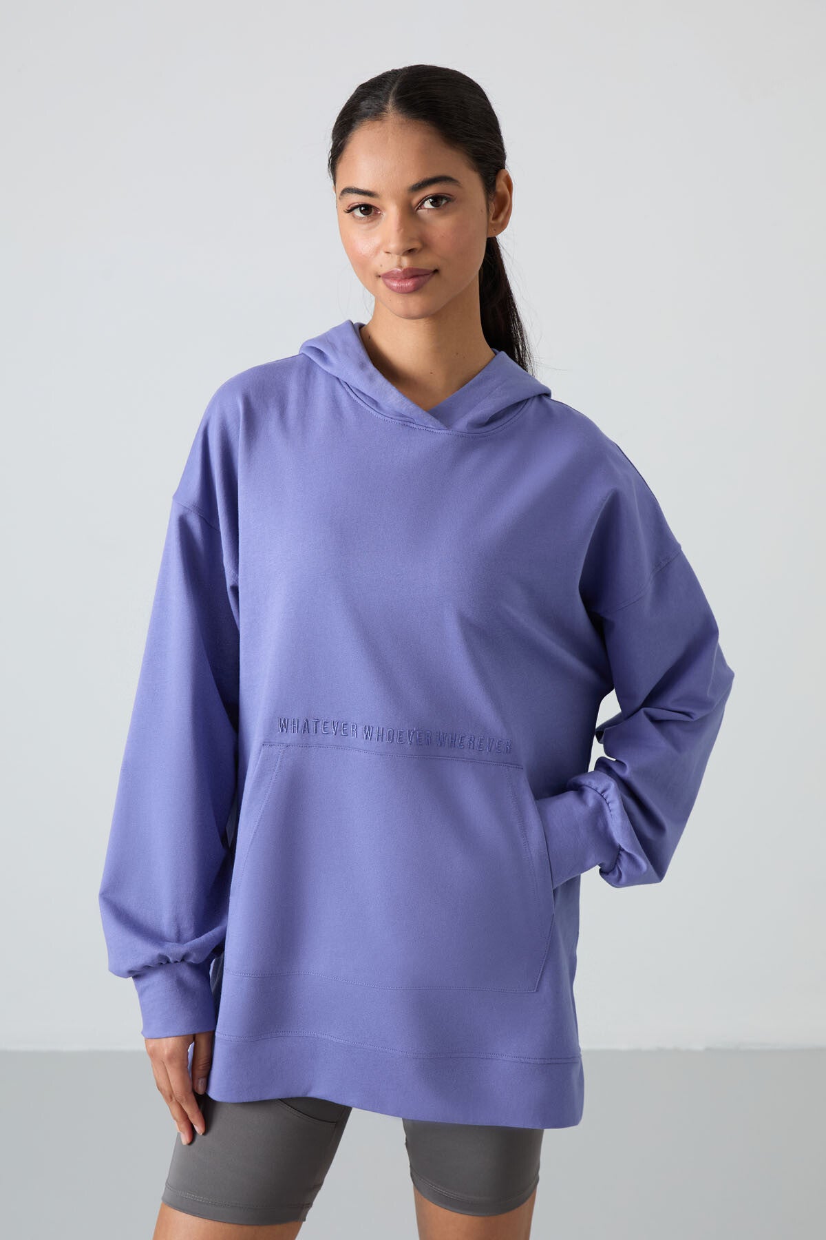 Image of Eflatun Balon Kol Yazı Nakışlı Kadın Oversize Tunik Sweatshirt - 97163