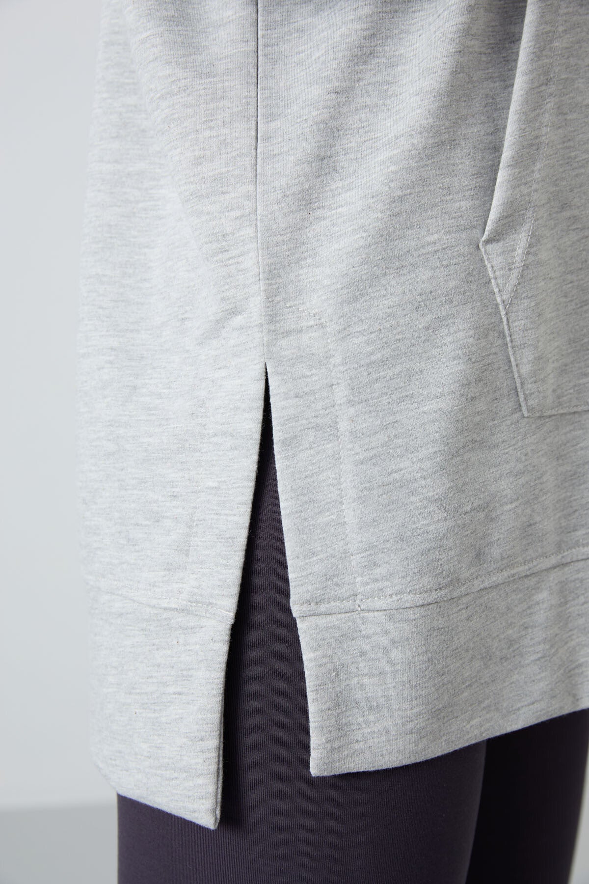 Image of Gri Melanj Balon Kol Yazı Nakışlı Kadın Oversize Tunik Sweatshirt - 97163