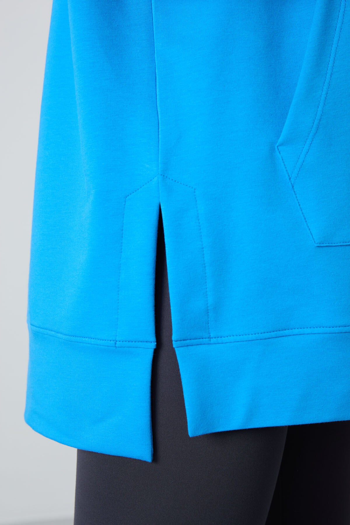 Image of Mavi Balon Kol Yazı Nakışlı Kadın Oversize Tunik Sweatshirt - 97163