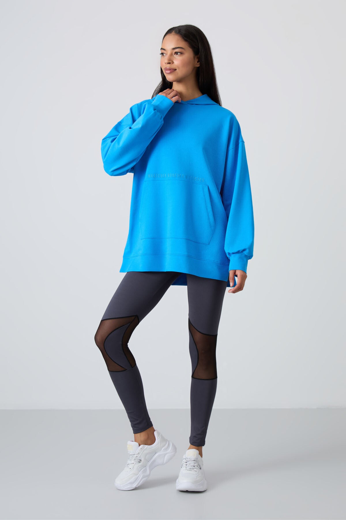 Image of Mavi Balon Kol Yazı Nakışlı Kadın Oversize Tunik Sweatshirt - 97163