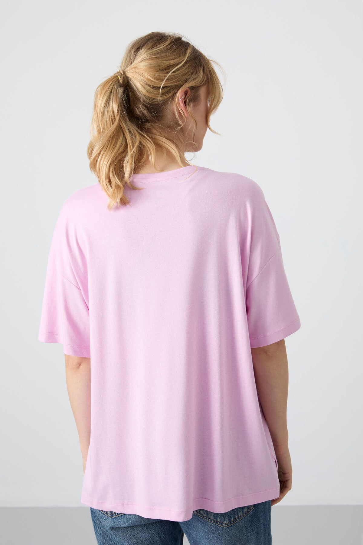 Image of Pembe Penye Modal Yumuşak Tuşeli Oversize Fit Basic Kadın T-Shirt- 97285