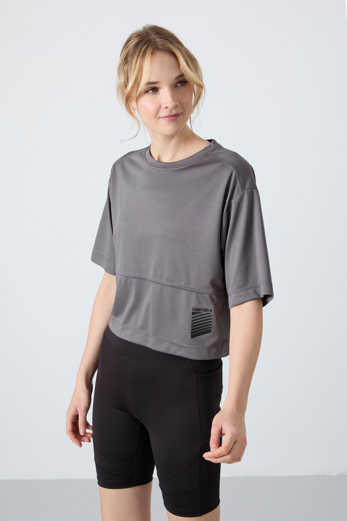 Image of Tricou gri închis, respirabil, texturat, subțire, flexibil, croială supradimensionată, performant, pentru femei - 97284