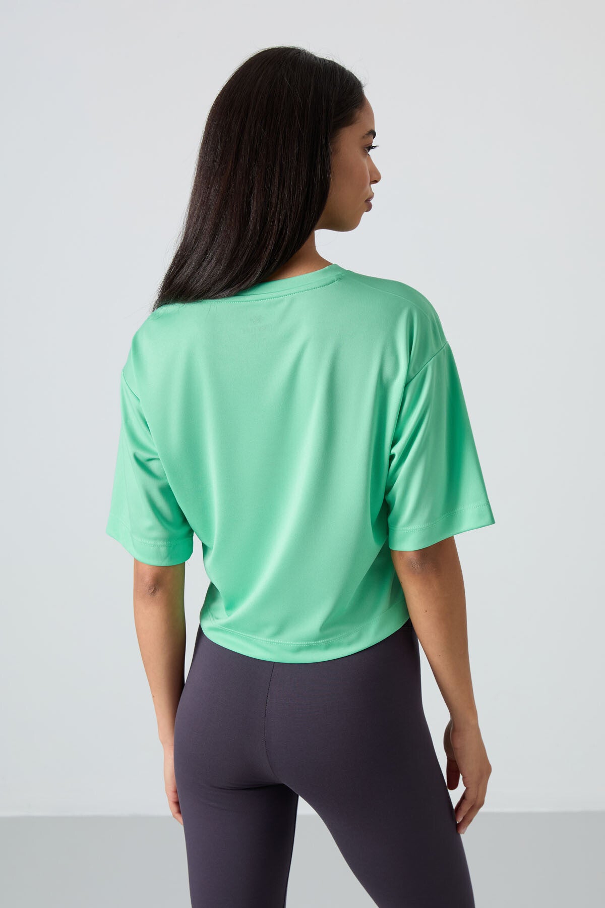 Image of Tricou damă verde-apă, respirabil, texturat, subțire, flexibil, croială supradimensionată, performant - 97284