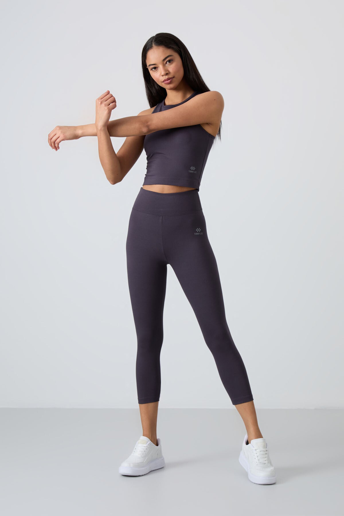 Image of Antrasit Yüksek Bel Kapri-Crop Atlet Slim Fit Kadın Tayt Takım - 95284