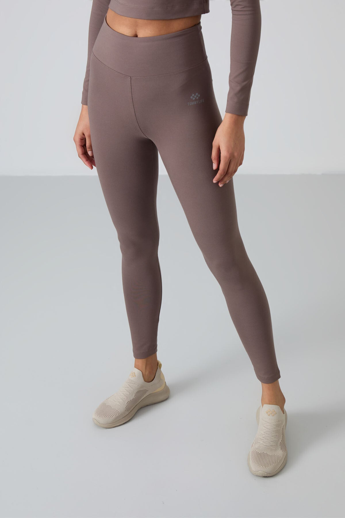 Image of Kahvrengi Yüksek Bel Uzun Kollu Slim Fit Crop Top Kadın Tayt Takım - 95286