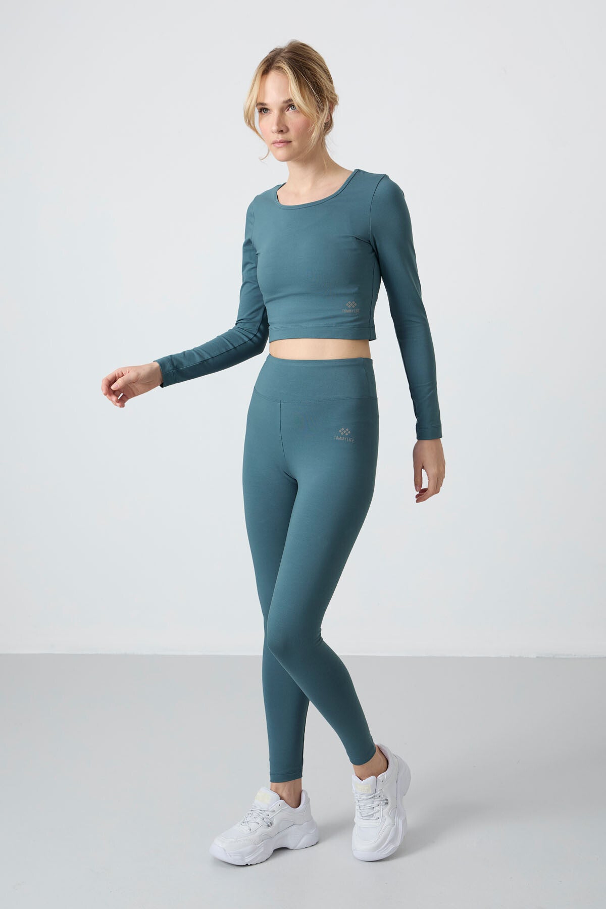 Image of Orman Yeşili Yüksek Bel Uzun Kollu Slim Fit Crop Top Kadın Tayt Takım - 95286