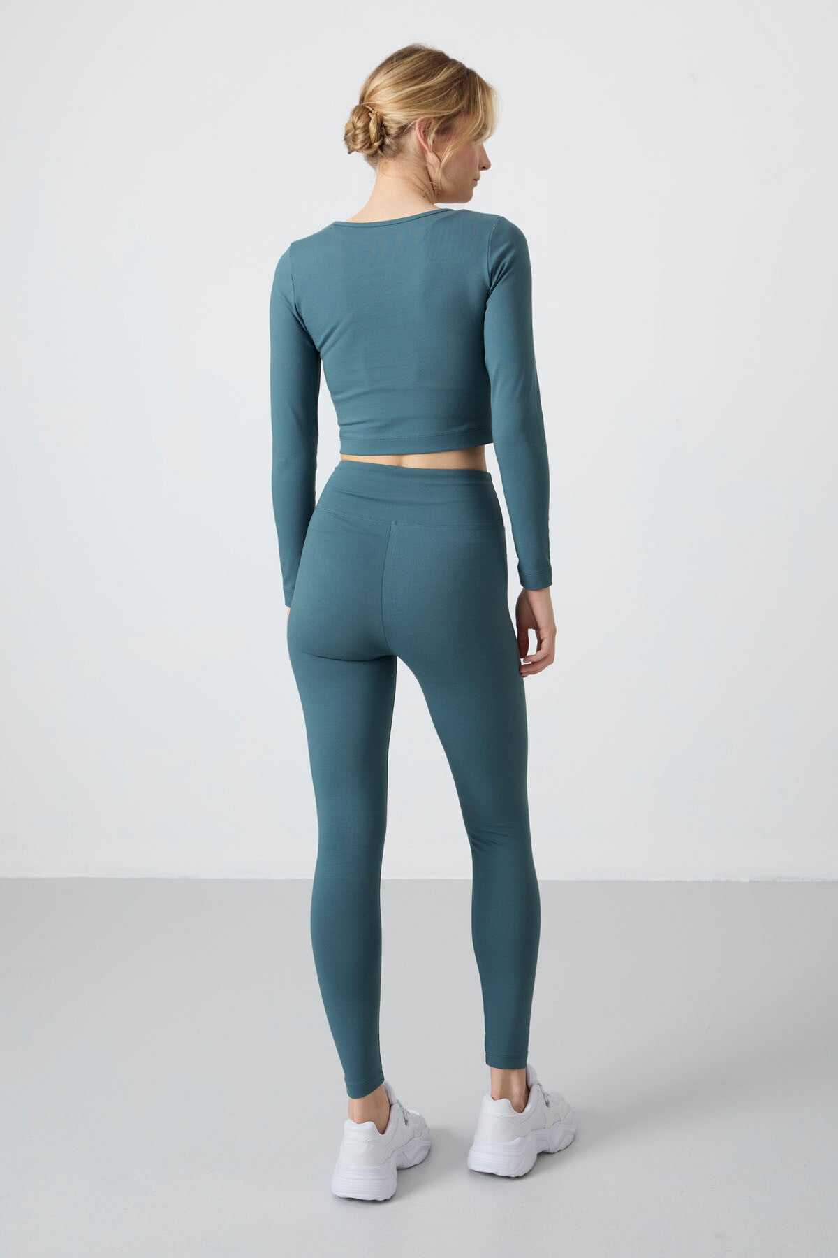 Image of Orman Yeşili Yüksek Bel Uzun Kollu Slim Fit Crop Top Kadın Tayt Takım - 95286
