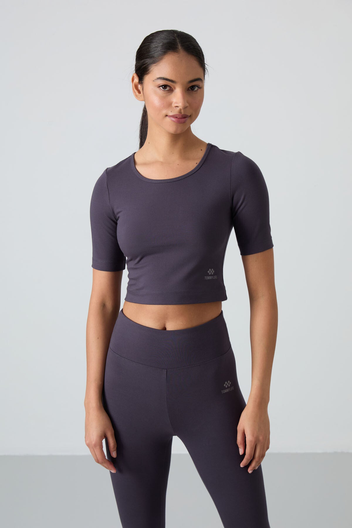 Image of Antrasit Yüksek Bel Kapri-Crop T-Shirt Slim Fit Kadın Tayt Takım - 95285