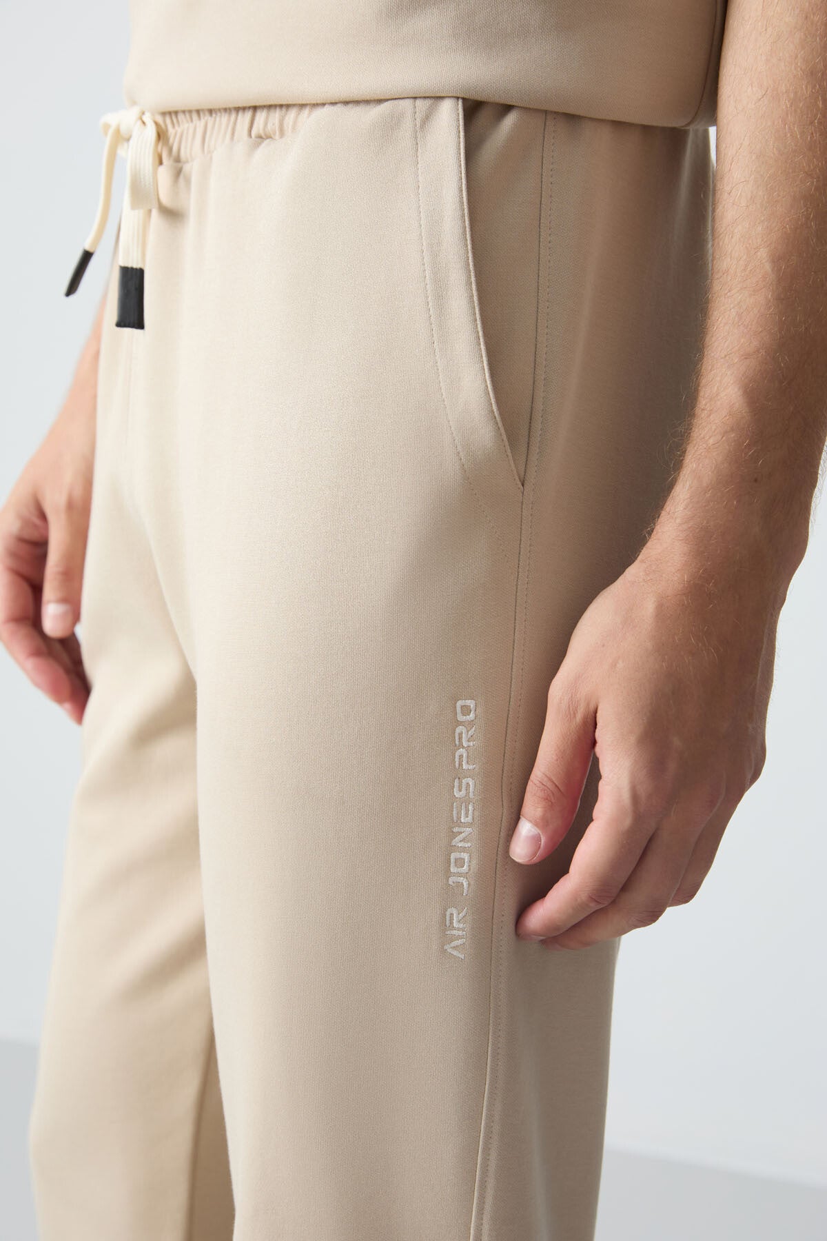 Image of Bej Pamuklu Kalın Yumuşak Dokulu Oversize Fit Basic Erkek Eşofman Takım - 85261