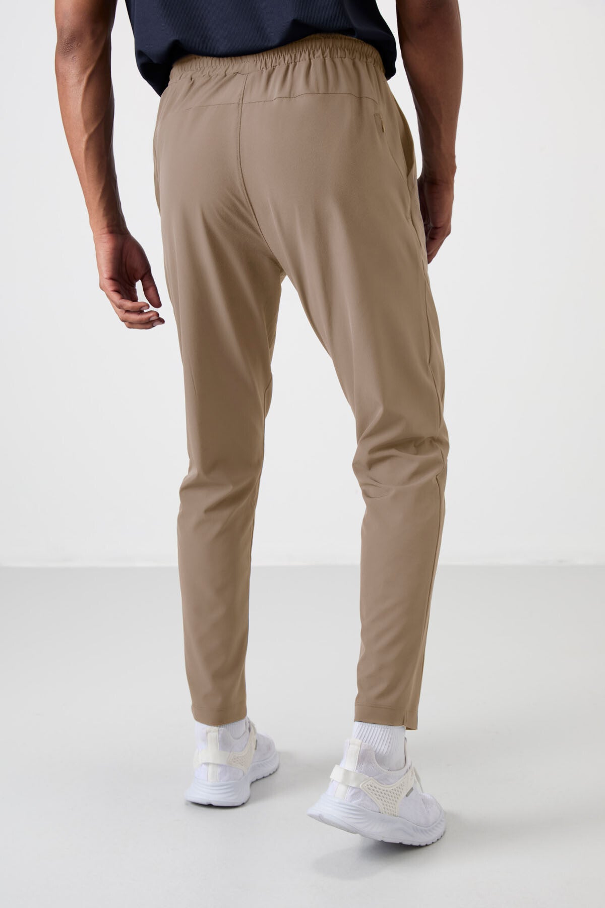 Image of Bej İnce Yumuşak Comfort Fit Erkek Eşofman Alt - 82119