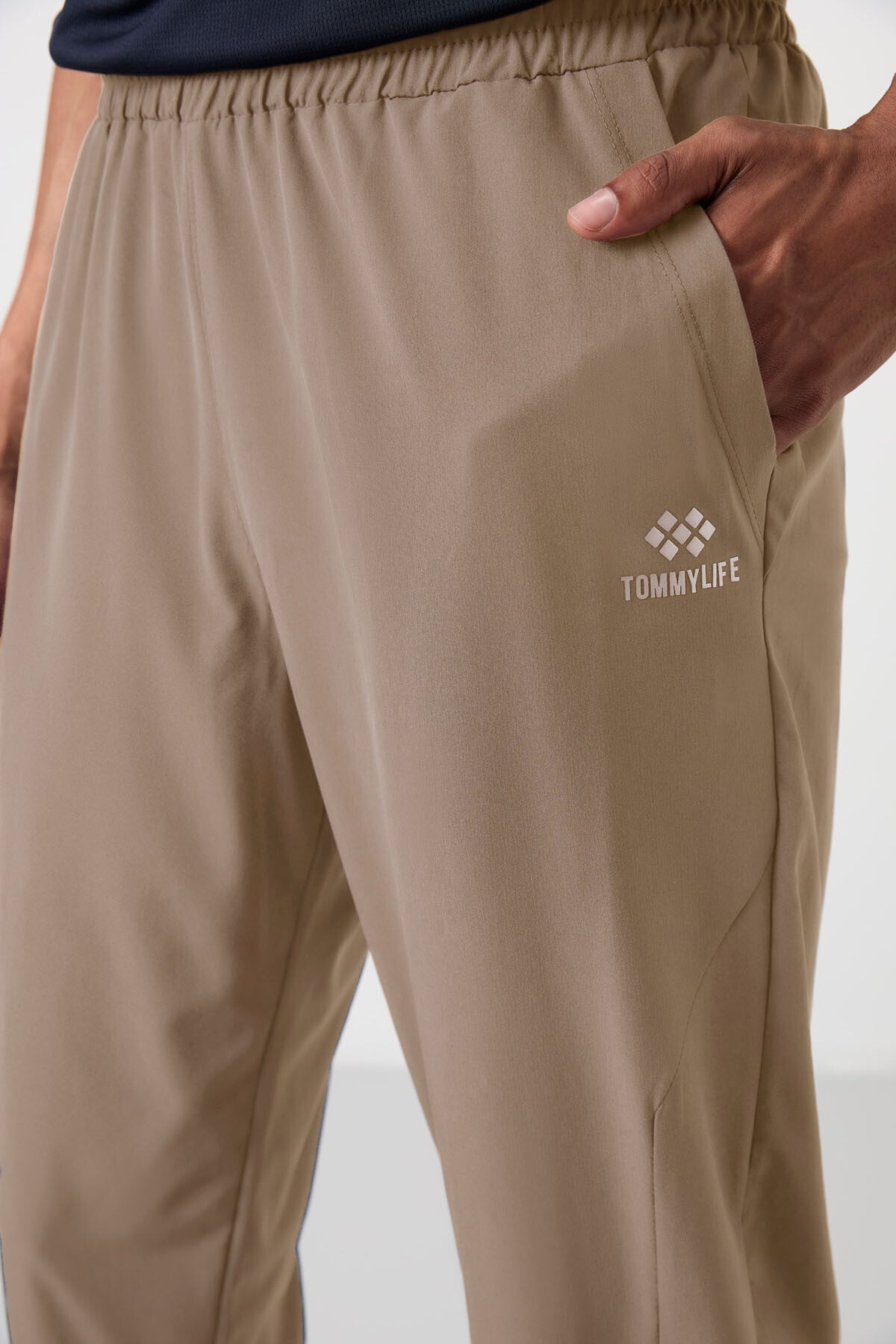 Image of Bej İnce Yumuşak Comfort Fit Erkek Eşofman Alt - 82119