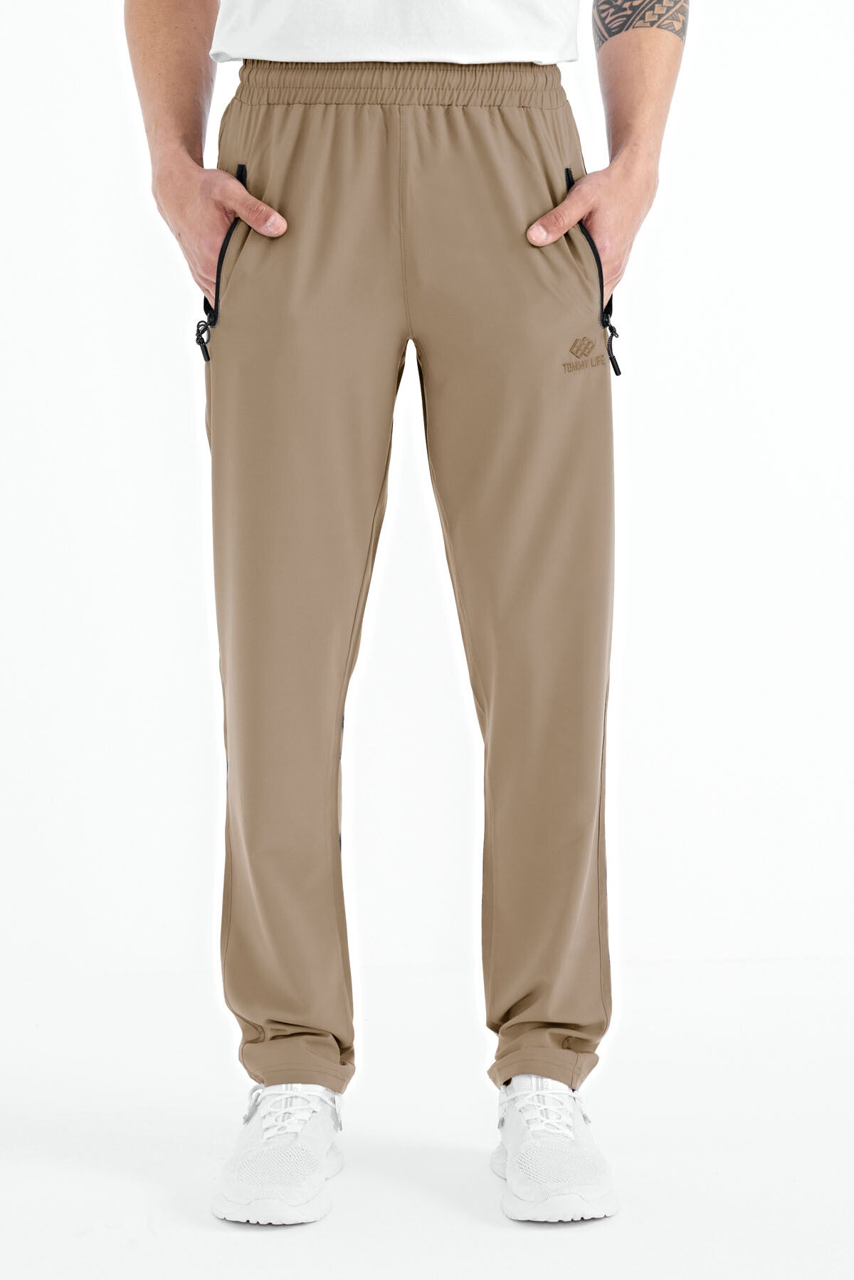 Image of Pantaloni de trening bej pentru bărbați, cu fermoar, trei buzunare, croială standard, model clasic - 84768
