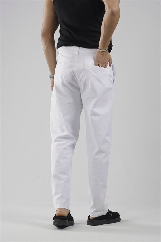 Image of Men's Regular Fit Chino Lycra Pants with Elastic Waistband