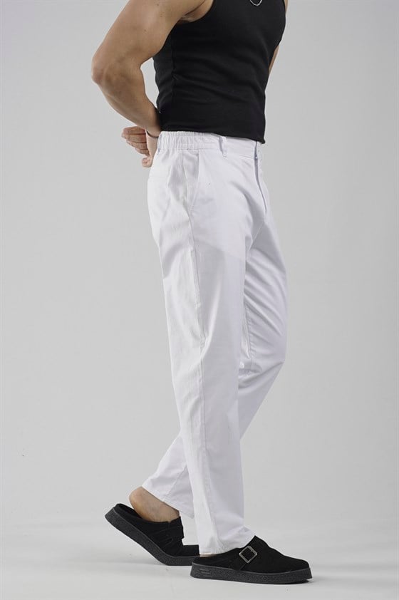 Image of Men's Regular Fit Chino Lycra Pants with Elastic Waistband