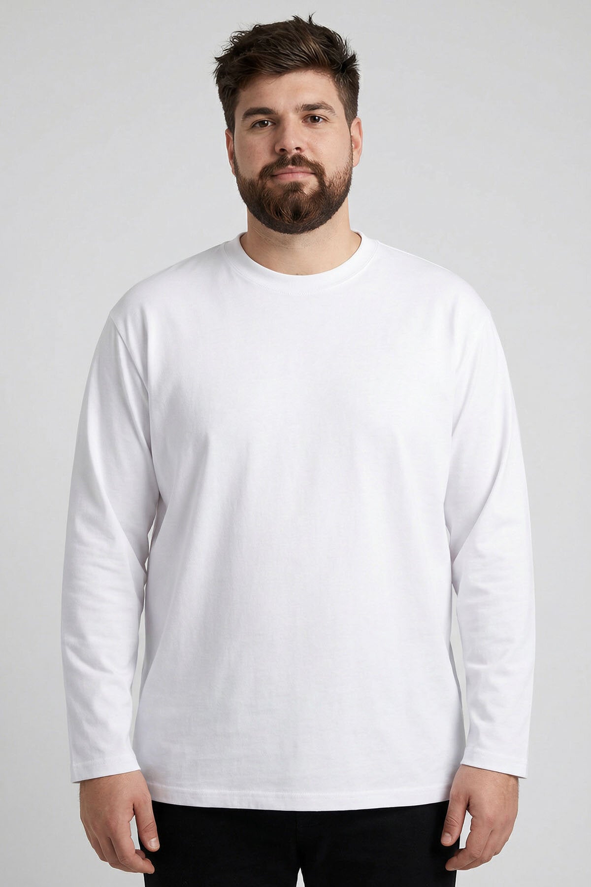 Image of Tricou bărbătesc alb cu guler rotund, croială relaxată, mărime mare, mânecă lungă - 88107