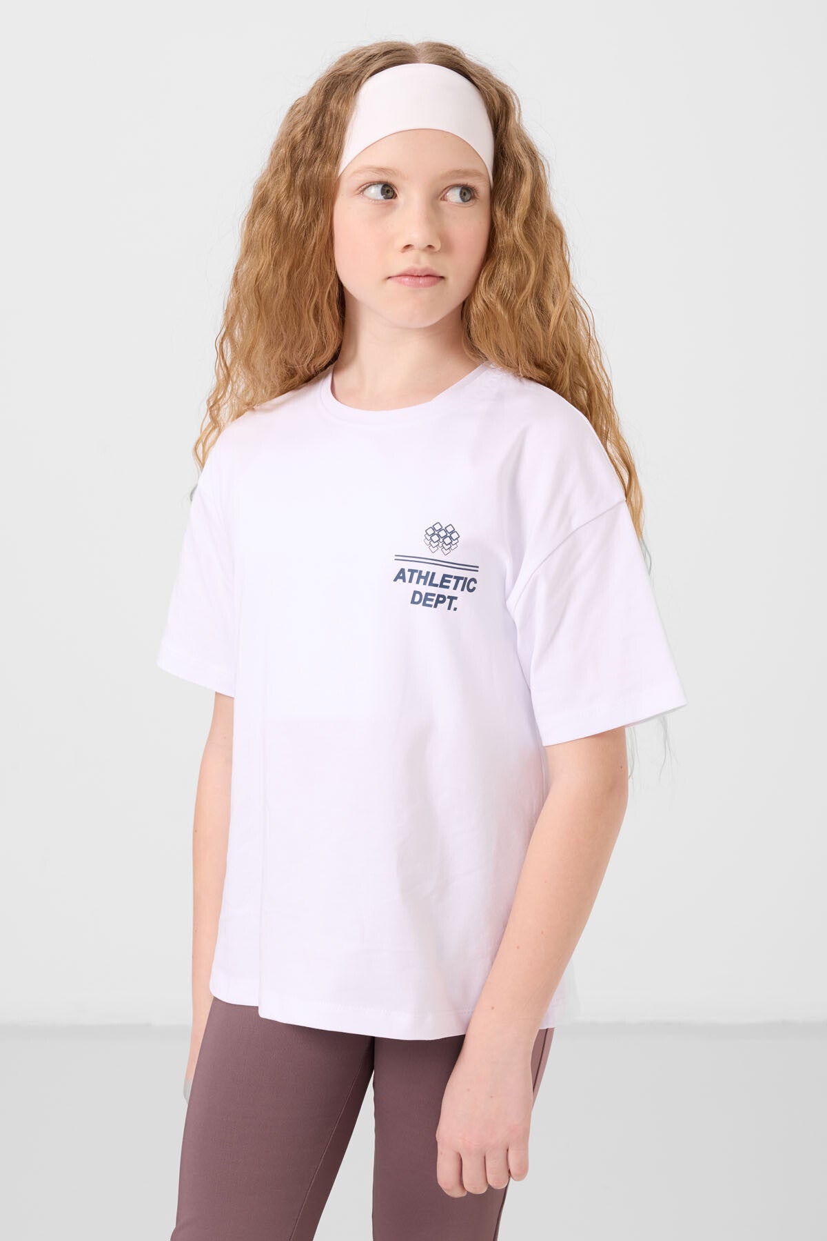 Image of Beyaz Pamuklu O Yaka Oversize Fit Baskılı Kız Çocuk T-Shirt - 75178
