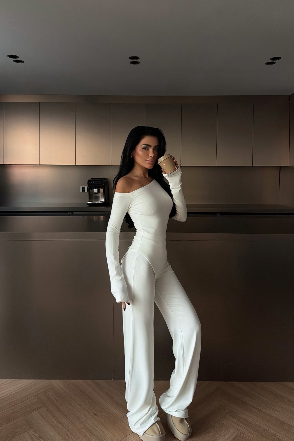 Image of Beyaz Kendrick Takım ATE-4024