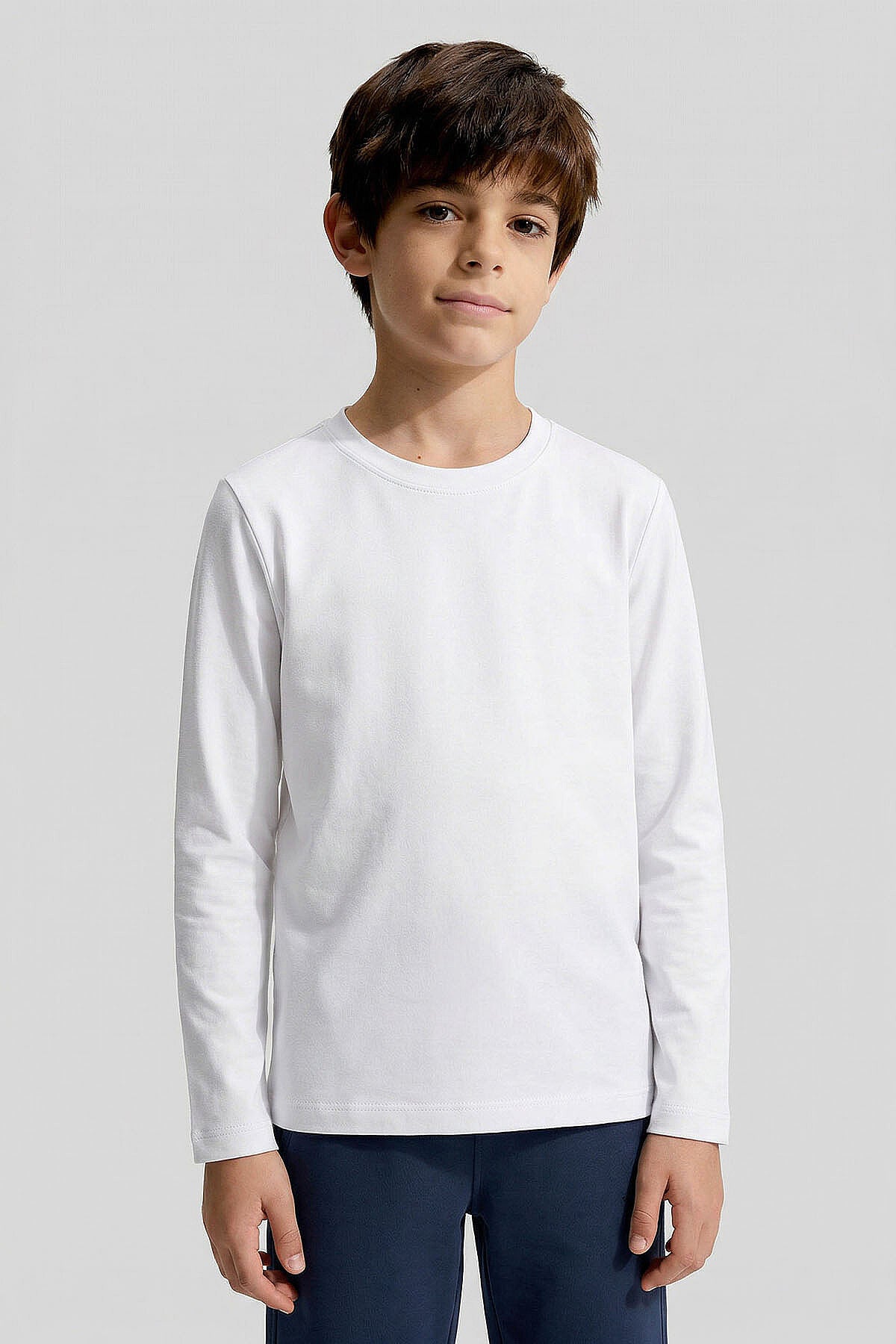Image of Beyaz O Yaka Standart Fit Basic Uzun Kollu Unisex Çocuk T-Shirt - 11329