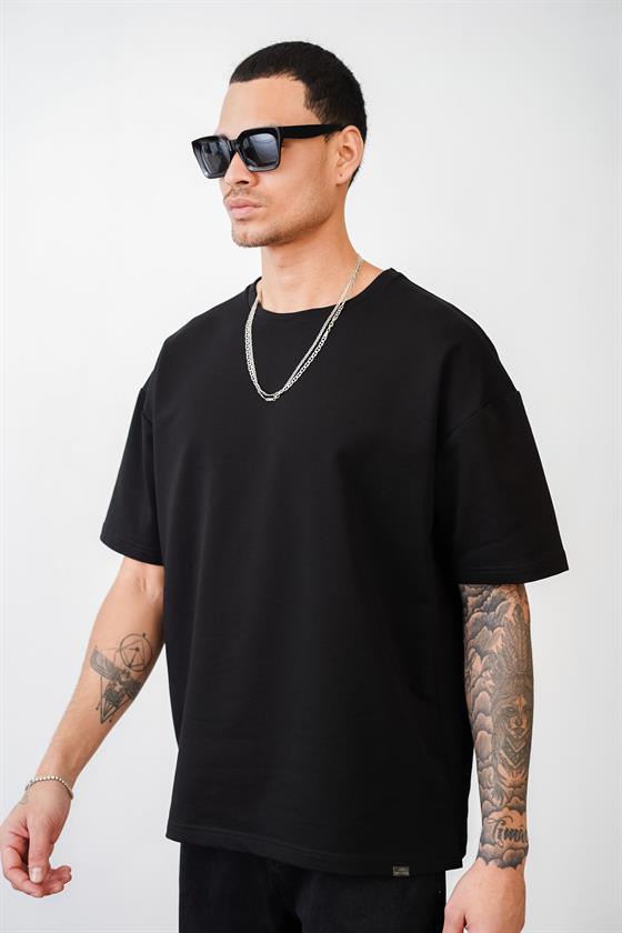 Image of Tricou simplu supradimensionat cu guler rotund