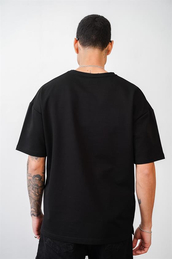 Image of Tricou simplu supradimensionat cu guler rotund