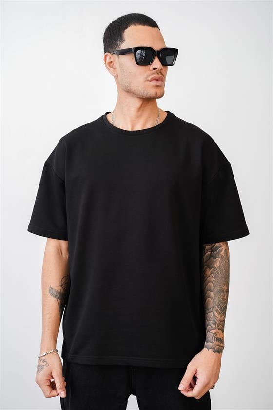 Image of Tricou simplu supradimensionat cu guler rotund