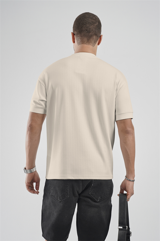 Image of Tricou bărbătesc cu guler rotund și dungi, croială regulată