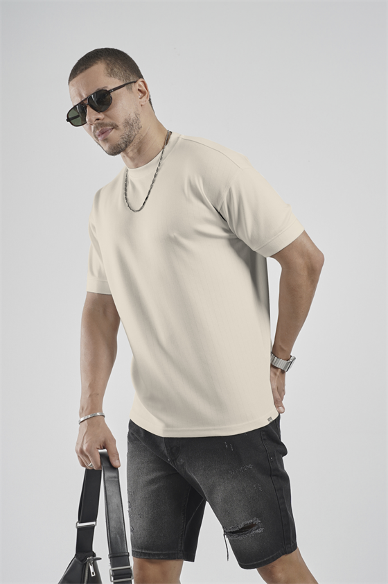 Image of Tricou bărbătesc cu guler rotund și dungi, croială regulată