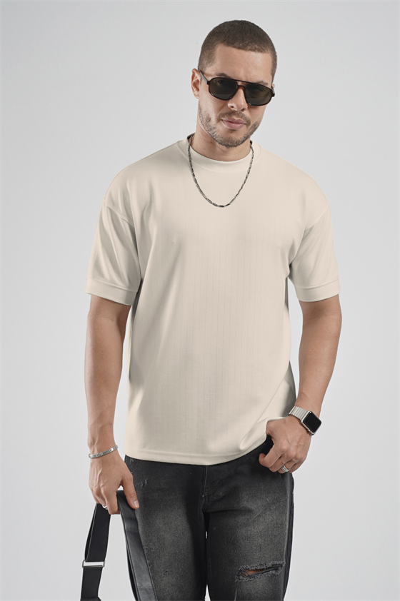 Image of Tricou bărbătesc cu guler rotund și dungi, croială regulată