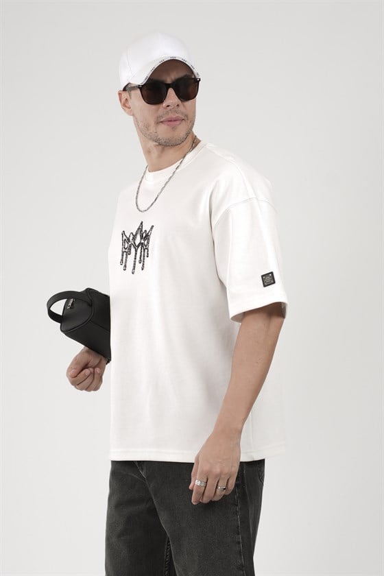 Image of Crew Neck Oversize Men's T-Shirt with Rhinestone Logo Detail