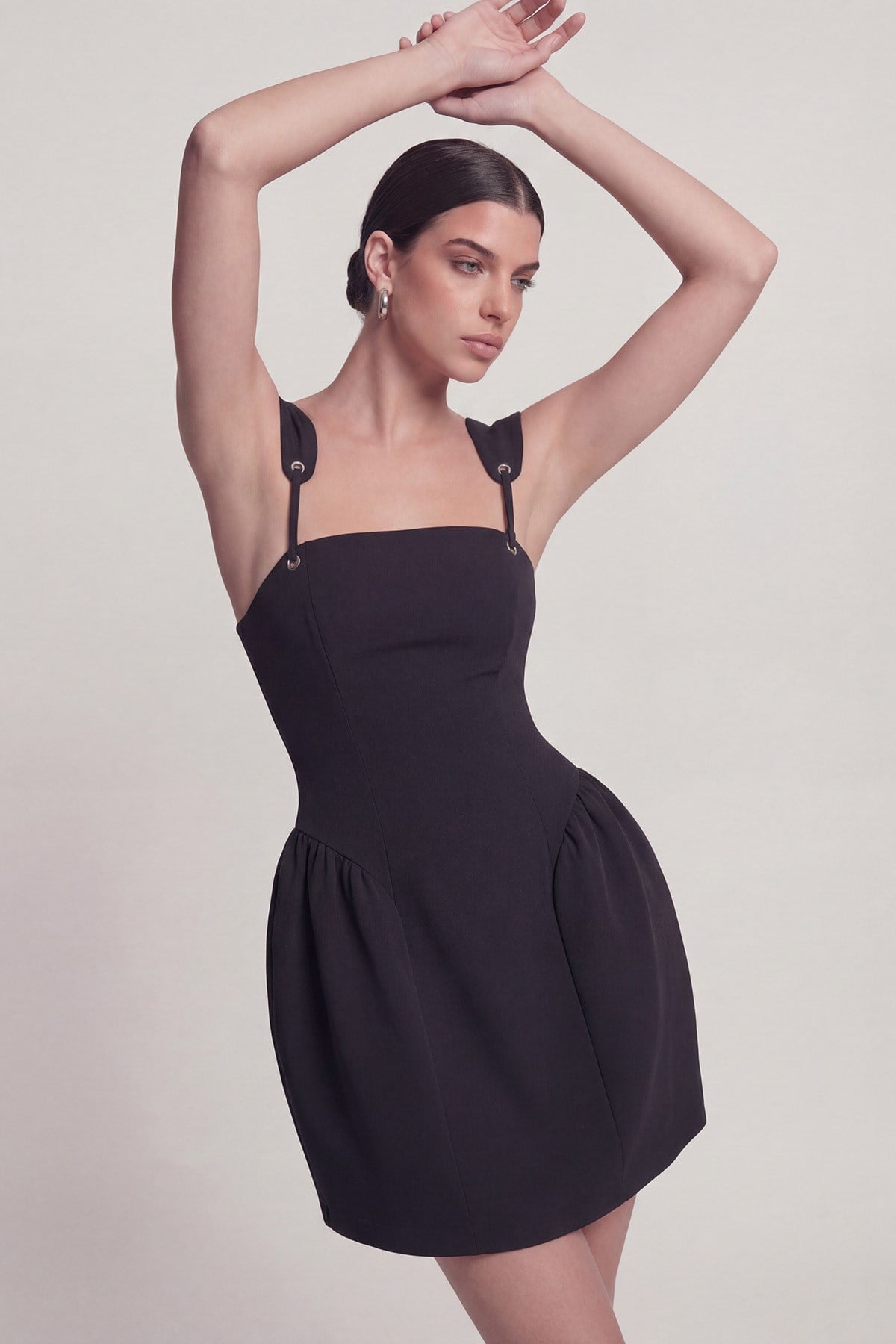Image of Kuşgözü Askı Detaylı Mini Sandra Elbise Siyah